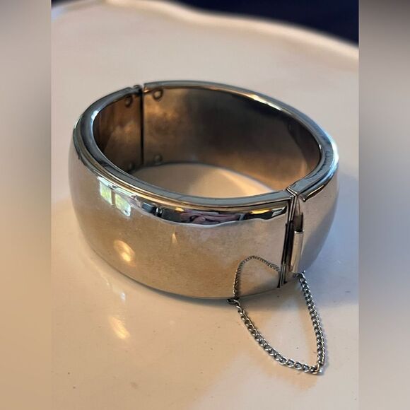 Vintage Silver Hinged Bangle Bracelet silver tone with chain chunky classic - Picture 2 of 12